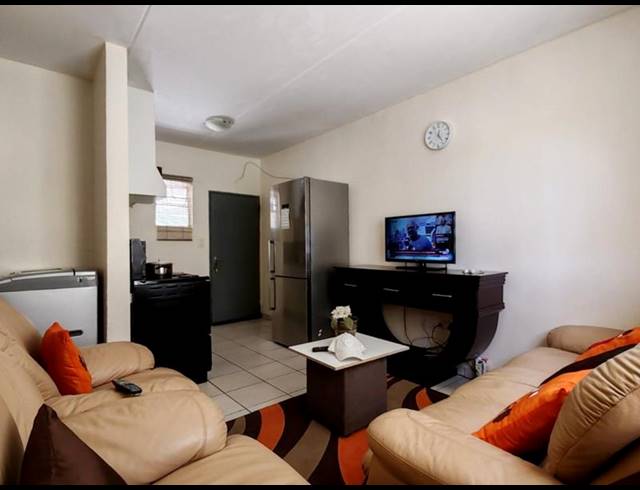 2 BEDROOM APARTMENT FOR SALE IN FLEURHOF